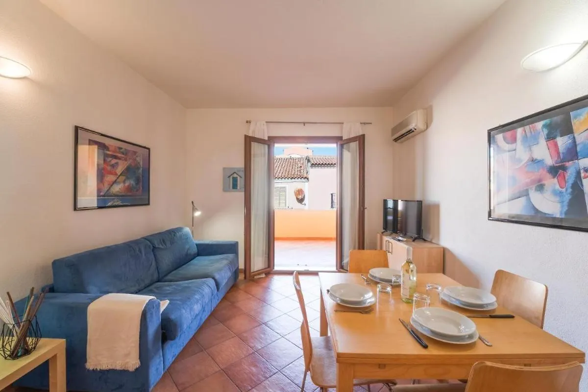 Relaxing Cristal Bedroom Apartment Sleeps 5 Num1500 Santa Teresa Gallura